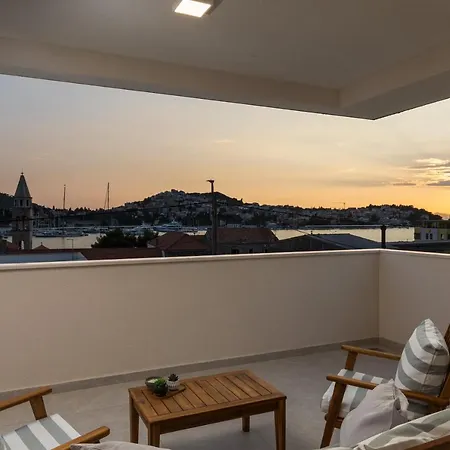 Amare Apartment