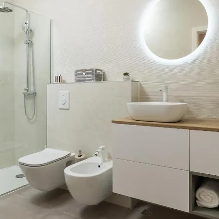 Amare Apartment